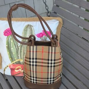 Burberry Nova Check Leather Drawstring Shoulder vintage  bag